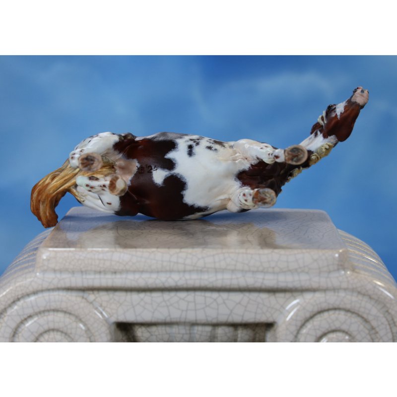 The Warden resin, Chestnut Tobiano, Venti Scale