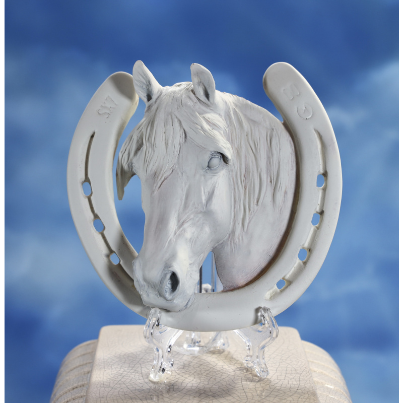 Unpainted Paso Fino Medallion in Horseshoe by Linda York