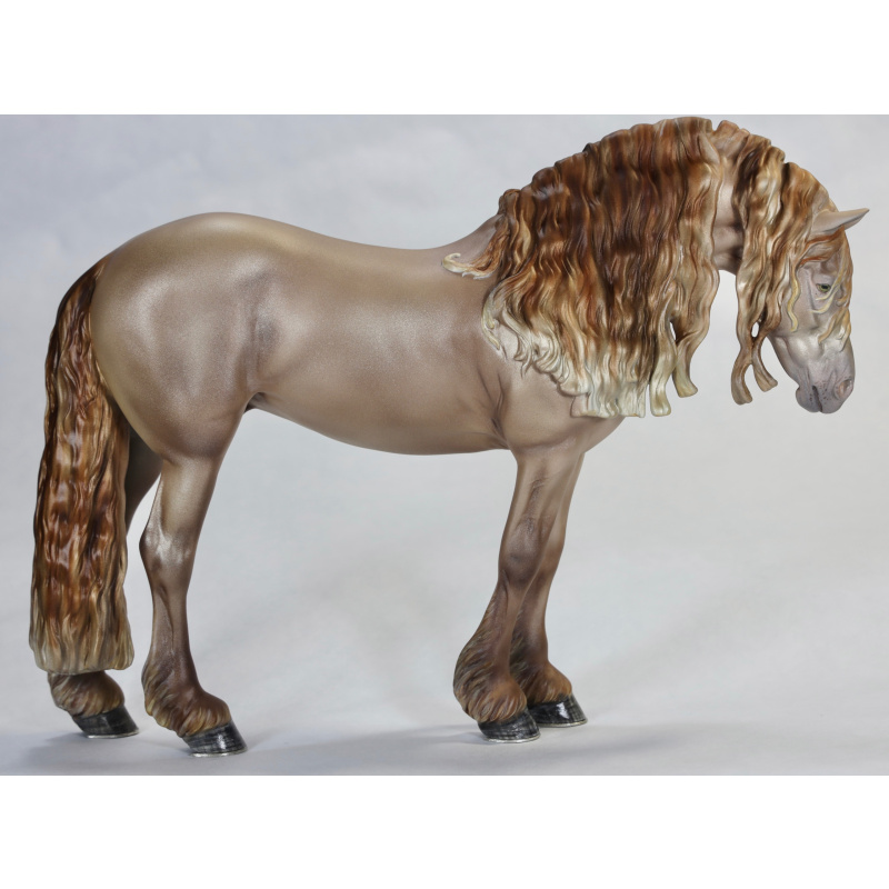 NANed Champagne Friesian Resin Verle Traditional Scale