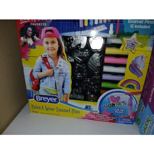 Breyer horse Paint Pin set