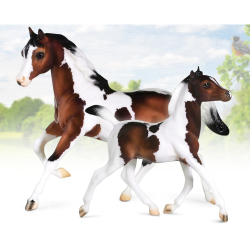 Breyer Horse new Robin and Nesting