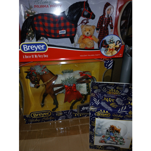 Breyer Horse  new Christmas Bundle