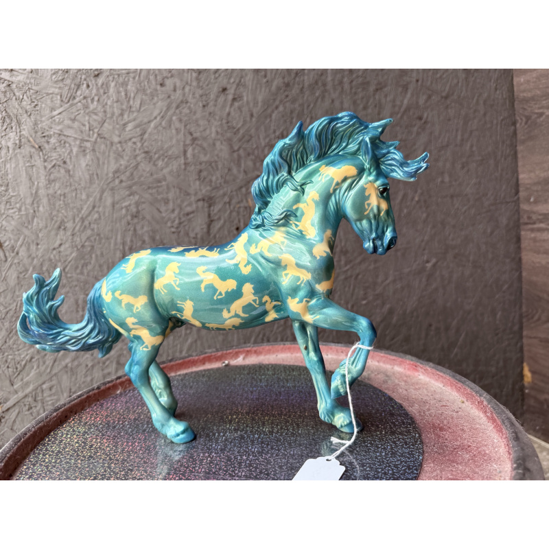 Breyer Custom Model Horse Fireheart Blue On Gold Florentine