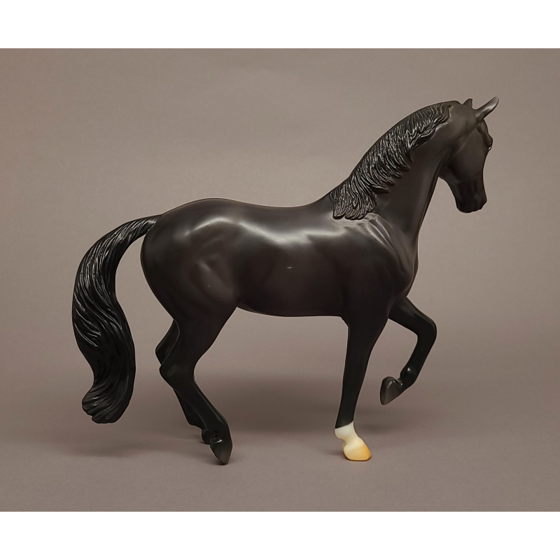 Breyer Black Beauty and Book Set