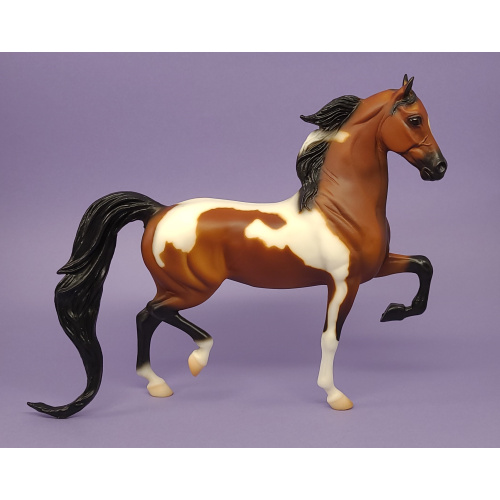BREYER NATIONAL SHOW HORSE, RETIRED in 2004