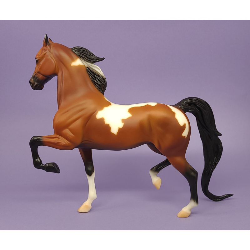 BREYER NATIONAL SHOW HORSE, RETIRED in 2004