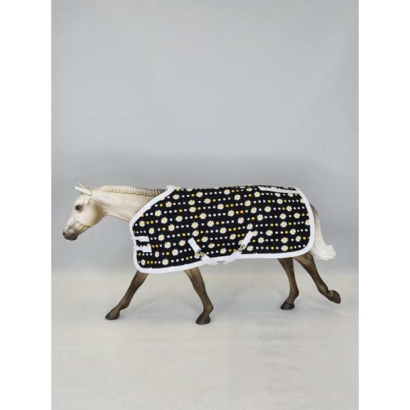 Daisy Stable Blanket  SB0294