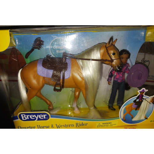 Breyer Chica Linda Pru Set new