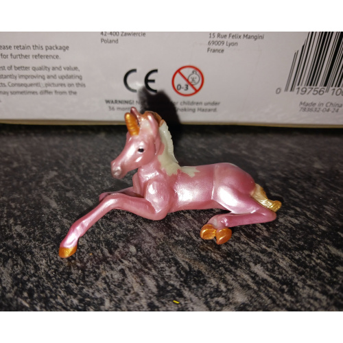 Breyer Tractor Supply stablemate foal laying