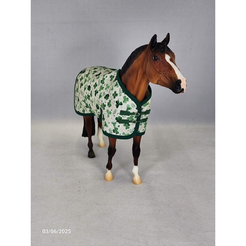 Shamrocks on Linen Stable Blanket  SB0365