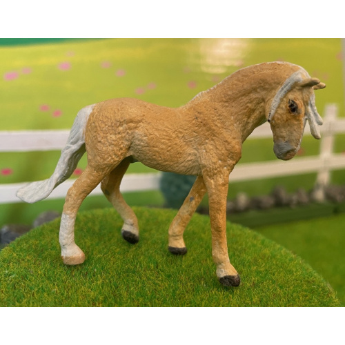 CollectA mm PRE palomino pb Anne-Li Mell