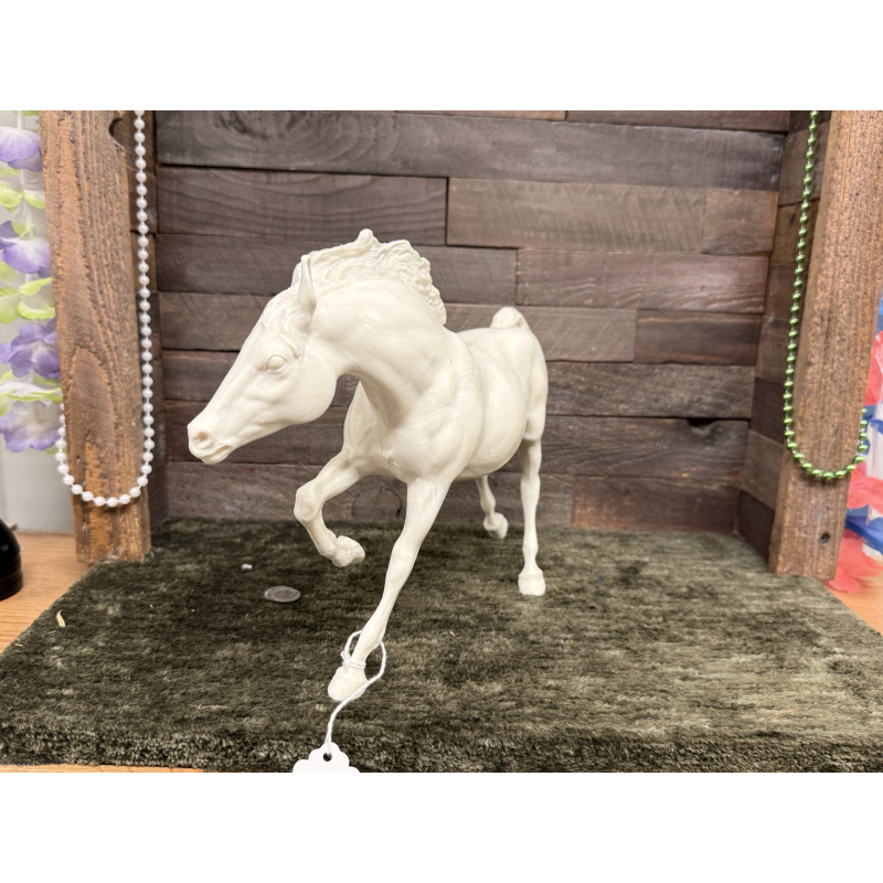 Breyer Stripped Horse Running Stallion White On White Swirls Plastic