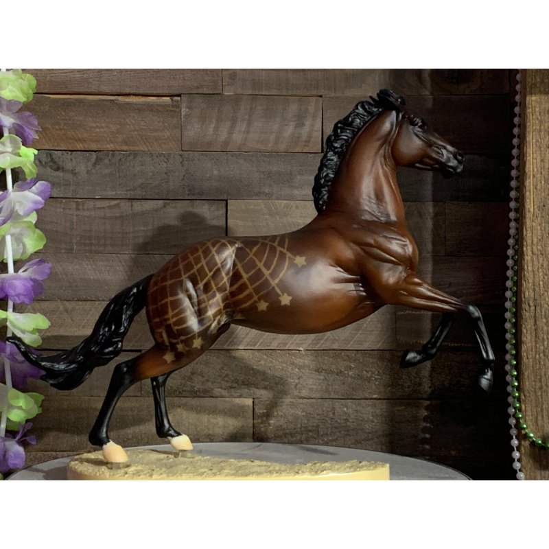 Breyer Model Horse Wyatt To Dark Bay With Clipped Rump