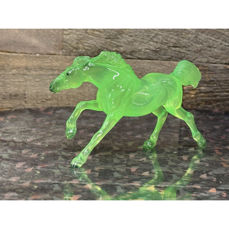 Breyer Custom Horse Stablemate Glossy Mustang Clearware Lime Green