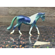Breyer OF Stablemate Irish Draft Merry & Bright Christmas Blind Bag 2022