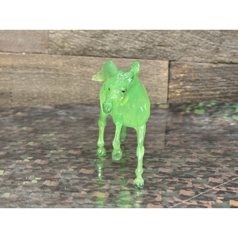 Breyer Custom Horse Stablemate Glossy Mustang Clearware Lime Green
