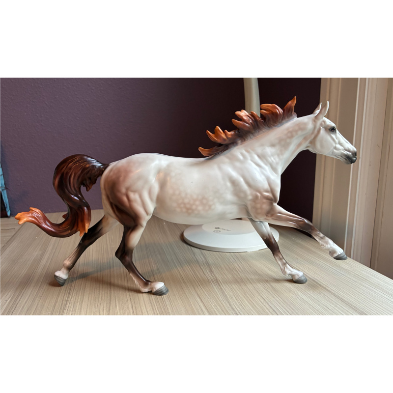 2026 Stone Equilocity volunteer model Volo “Calypso” - rose grey variation
