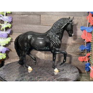 Breyer OF Horse  Zeitgeist Glossy Black Dapple Volunteer Model 2022
