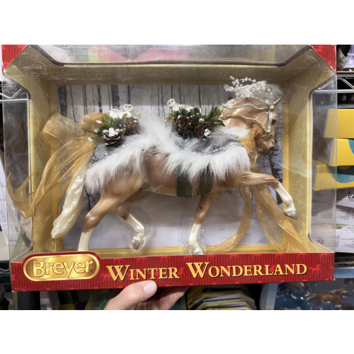 Breyer OF Model Horse Traditional Totilas Winter Wonderland 2017 Christmas NIB
