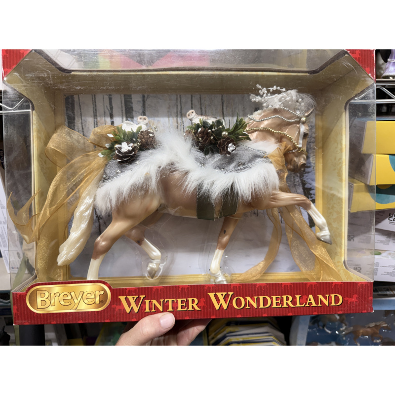 Breyer OF Model Horse Traditional Totilas Winter Wonderland 2017 Christmas NIB