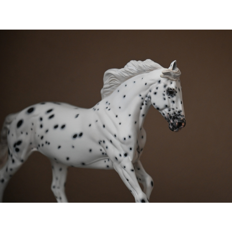CM BREYER TIGERLILY TO AN APPALOOSA