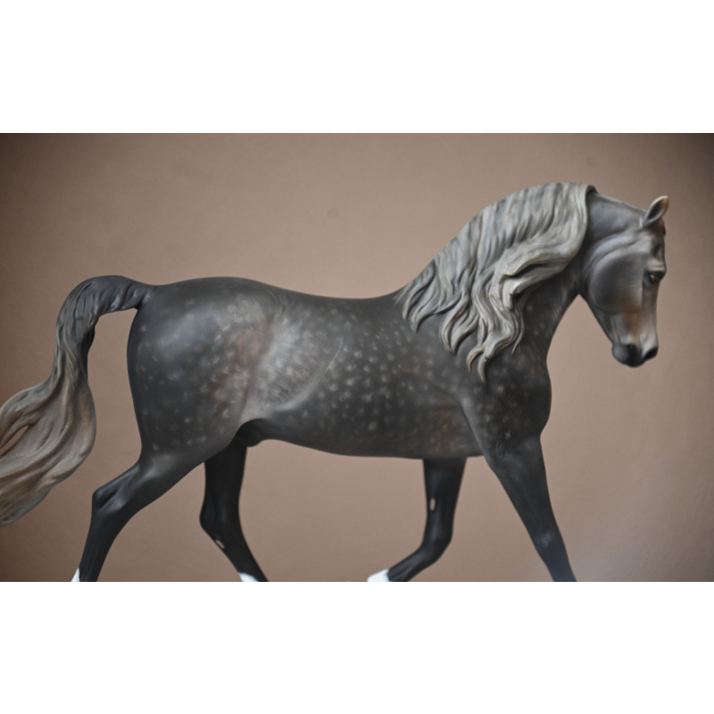 CM BREYER MORGAN TO A DAPPLED STEEL GREY