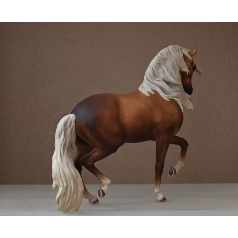 CM BREYER ANAMAR TO A SOOTY DAPPLED PALOMINO