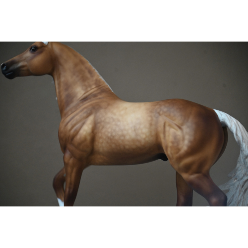 CM BREYER SMART CHIC OLEANA TO A SOOTY DAPPLED PALOMINO