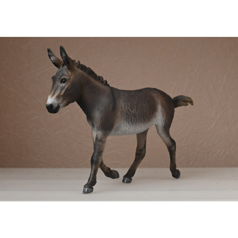 CUSTOM PAINTED  BREYER 2026 PREMIER MODEL FLAPJACK DONKEY