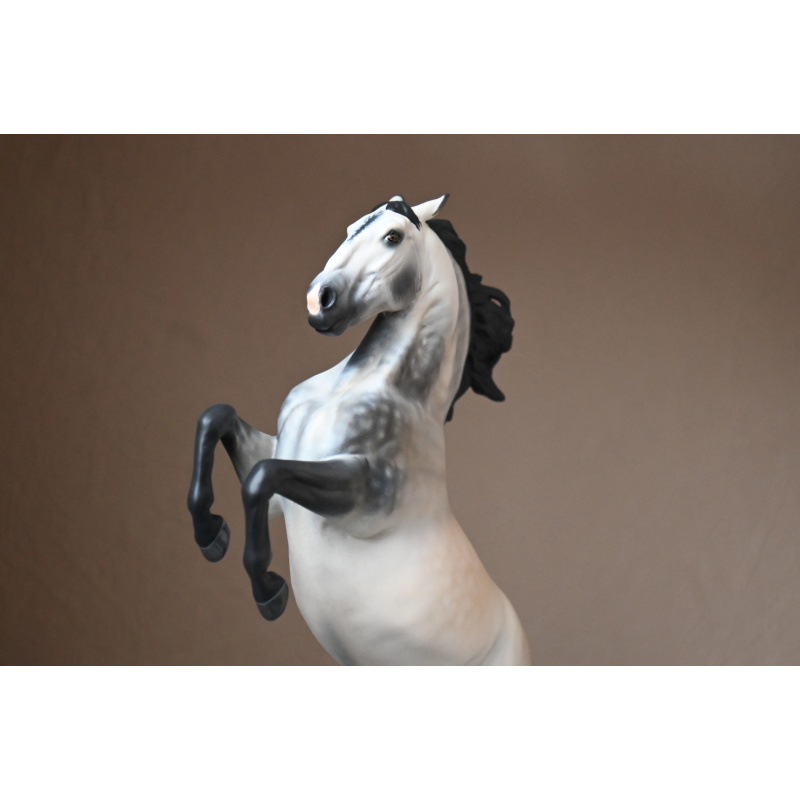 CUSTOM BREYER ADONIS TO A PALE /SILVER BUCKSKIN