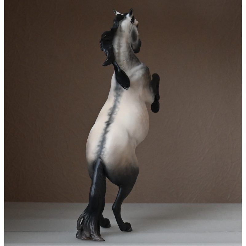 CUSTOM BREYER ADONIS TO A PALE /SILVER BUCKSKIN