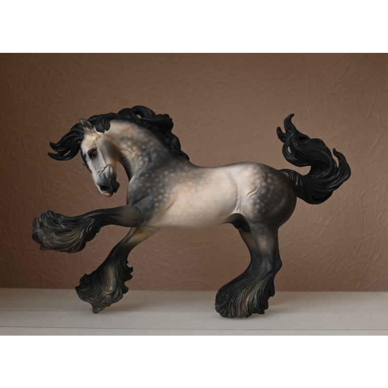 CM BREYER GYPSY VANNER TO A PALE/SILVER TO GREYING OUT BUCKSKIN