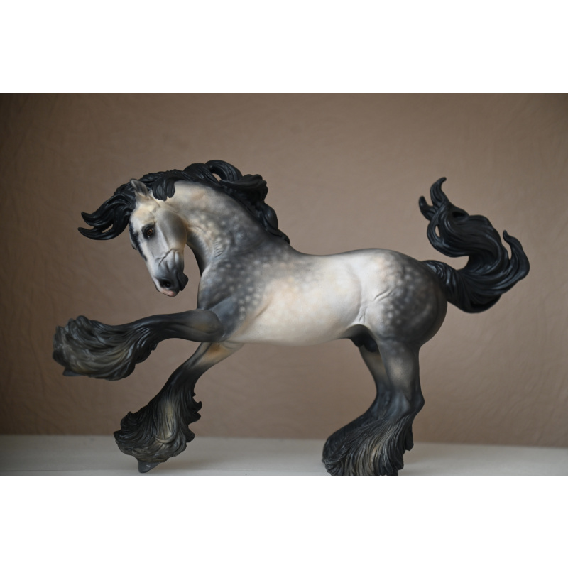 CM BREYER GYPSY VANNER TO A PALE/SILVER TO GREYING OUT BUCKSKIN
