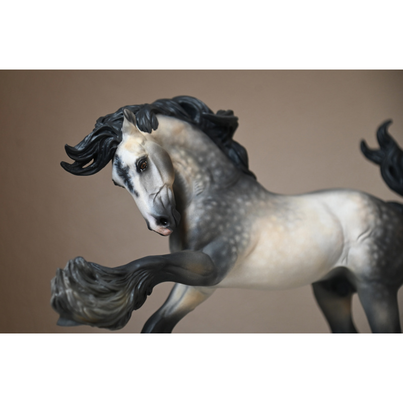 CM BREYER GYPSY VANNER TO A PALE/SILVER TO GREYING OUT BUCKSKIN
