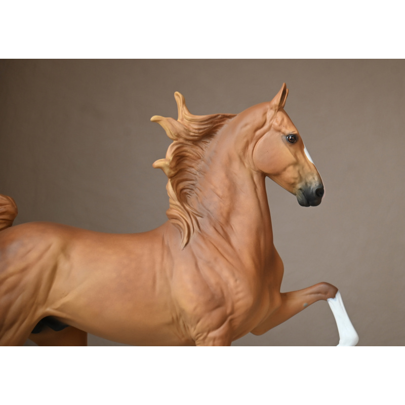 CM BREYER HAMILTON TO A GOLDEN  DAPPLED CHESTNUT