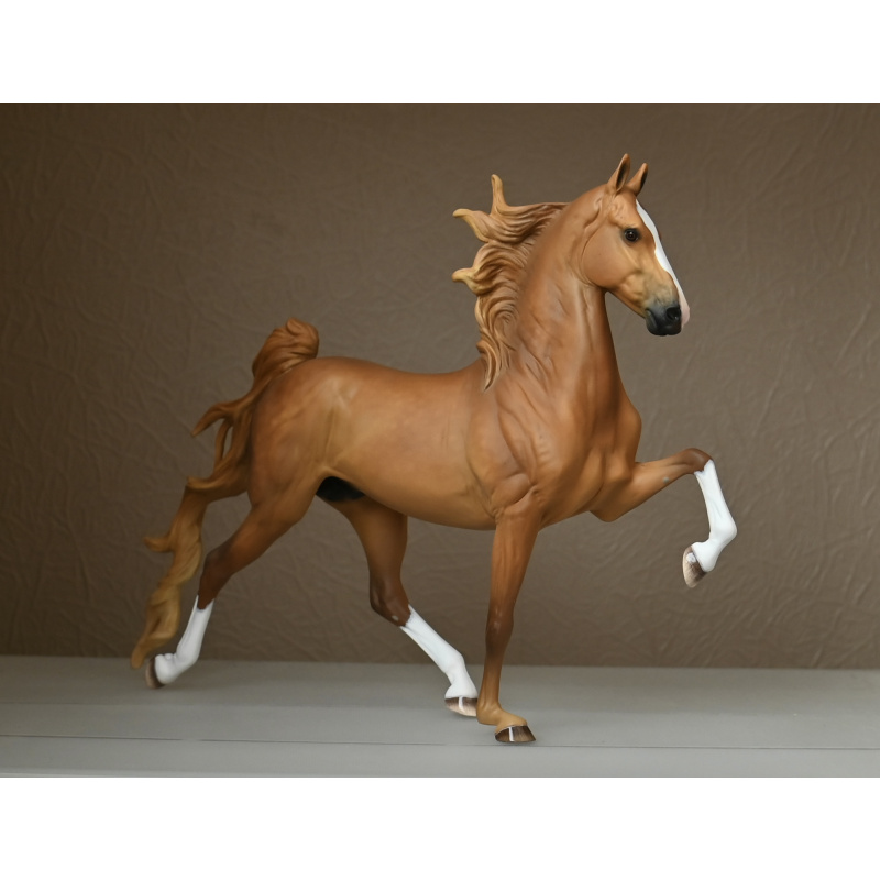 CM BREYER HAMILTON TO A GOLDEN  DAPPLED CHESTNUT