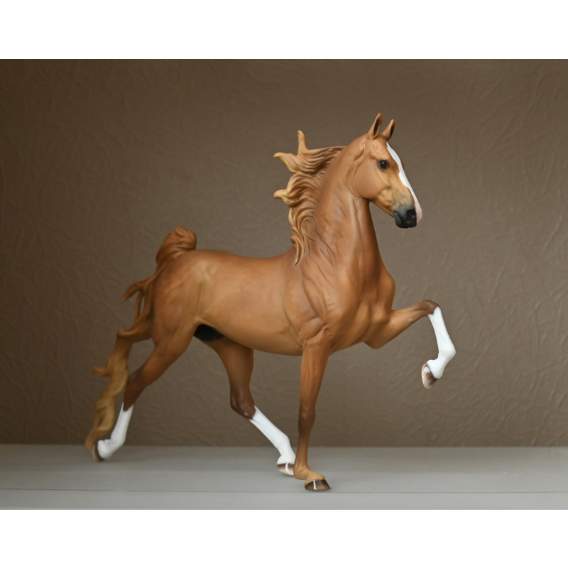 CM BREYER HAMILTON TO A GOLDEN  DAPPLED CHESTNUT