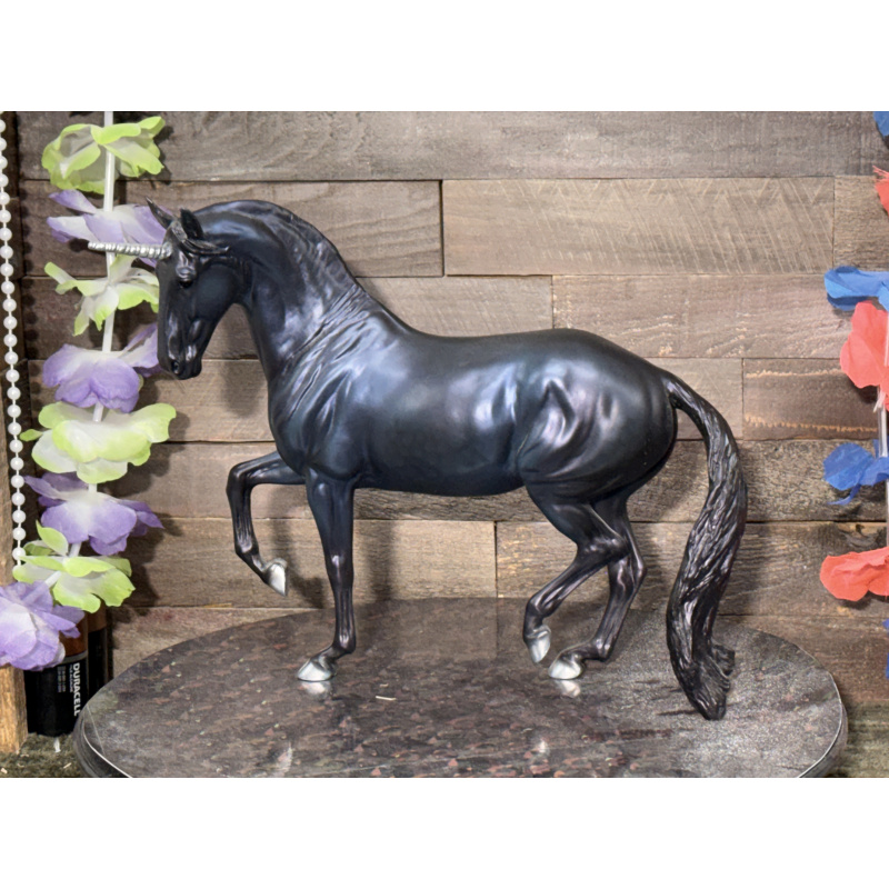 Breyer OF Horse Bellatrix and Spica Matte Black Blue Purple Unicorns 2020