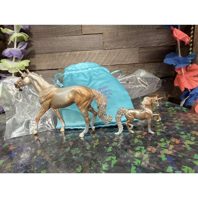 Breyer OF Horse Stablemate Club Fairytale Walking TB Mini Whinny Pearl Gold NWP