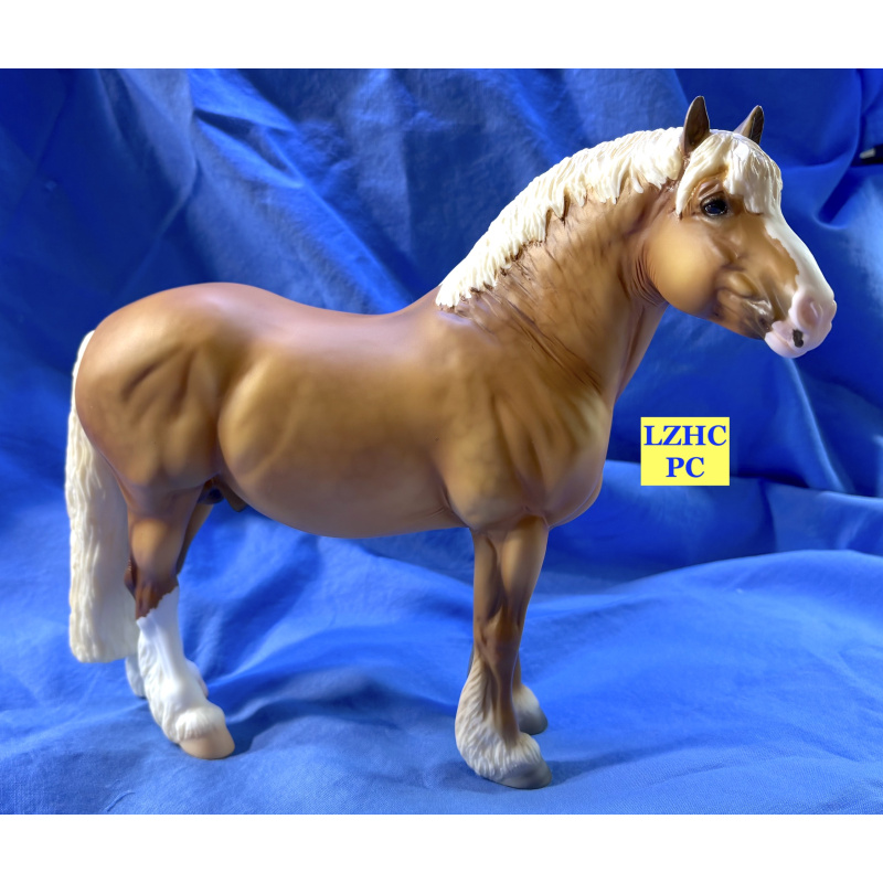 Breyer 2026 Volunteer Model Vegvísir, Georg Mold, Dapple Palomino