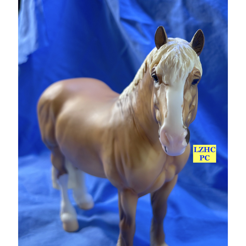 Breyer 2026 Volunteer Model Vegvísir, Georg Mold, Dapple Palomino
