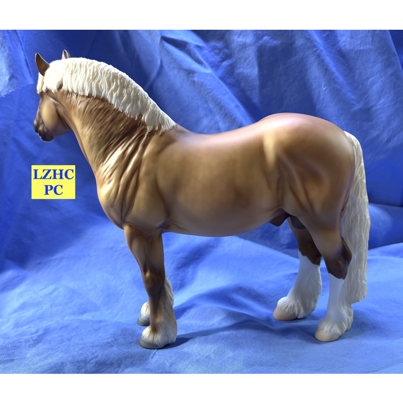 Breyer 2026 Volunteer Model Vegvísir, Georg Mold, Dapple Palomino