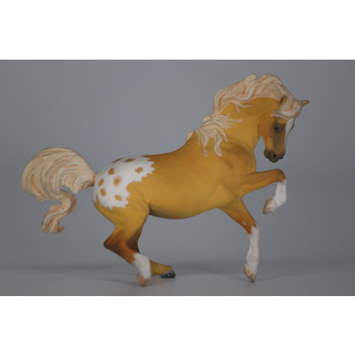 Custom Breyer SM Croi