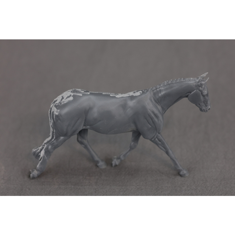 Stablemate Strawberry UNPAINTED