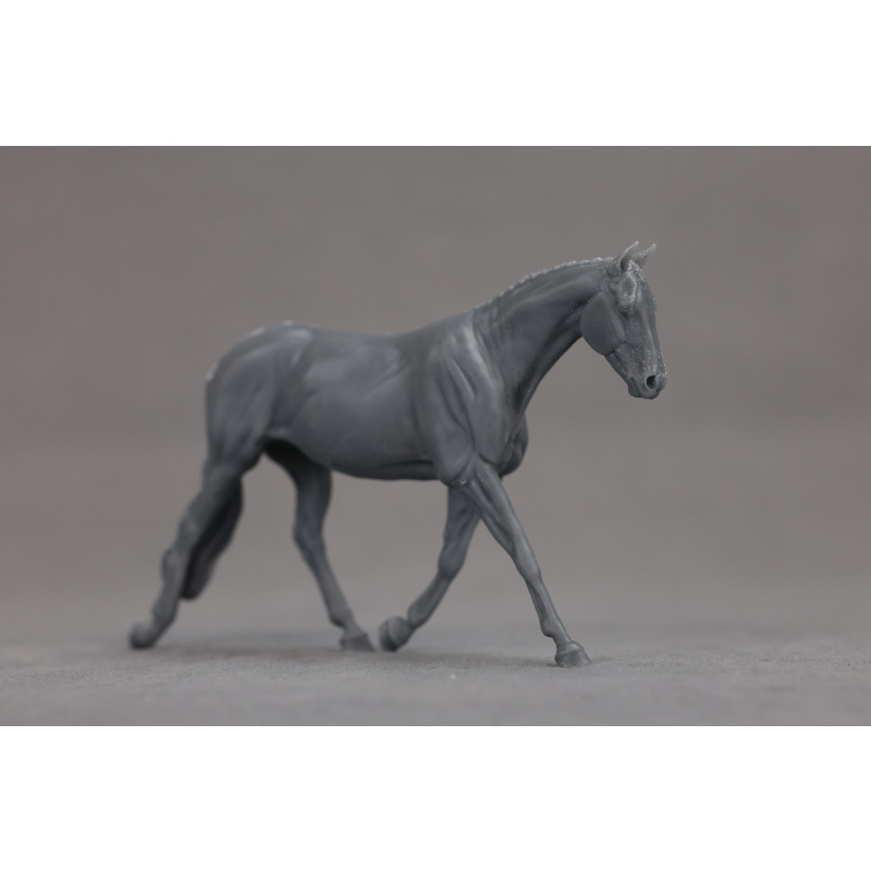 Stablemate Strawberry UNPAINTED