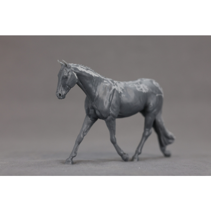 Stablemate Strawberry UNPAINTED