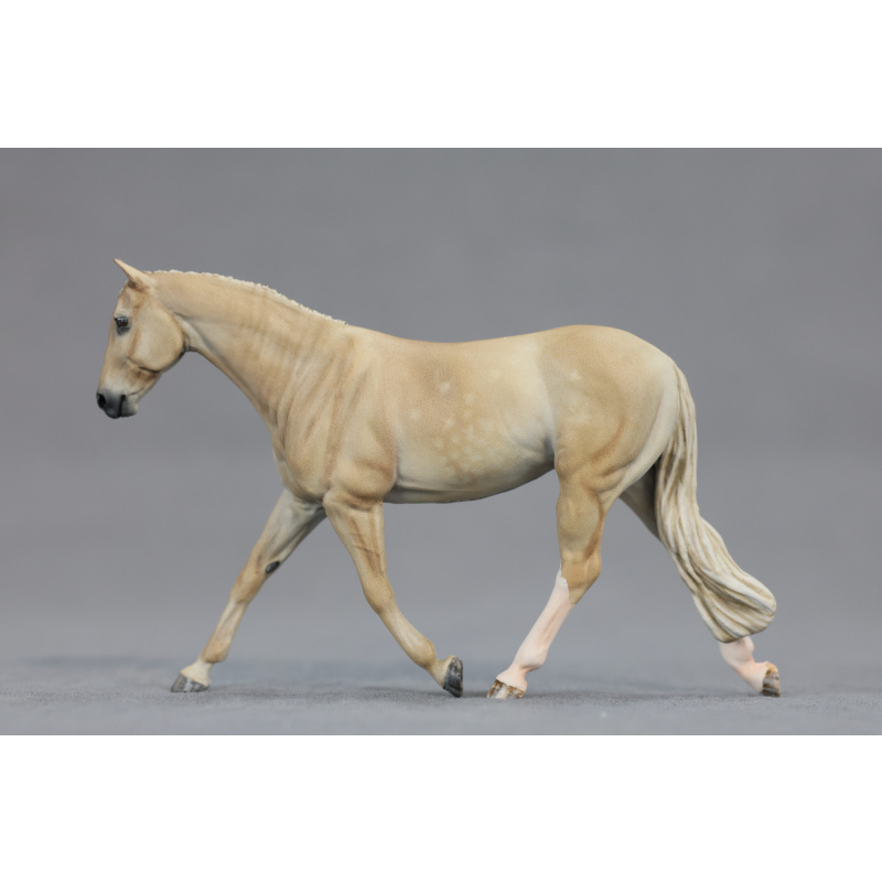 Stablemate dappled palomino Strawberry