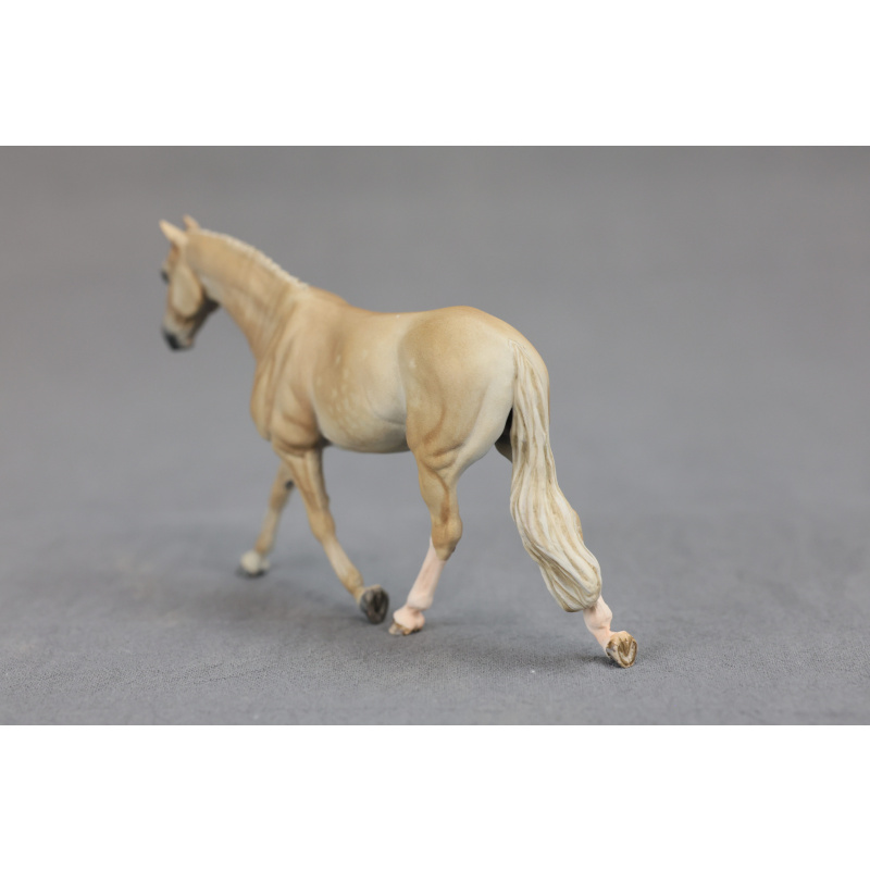 Stablemate dappled palomino Strawberry