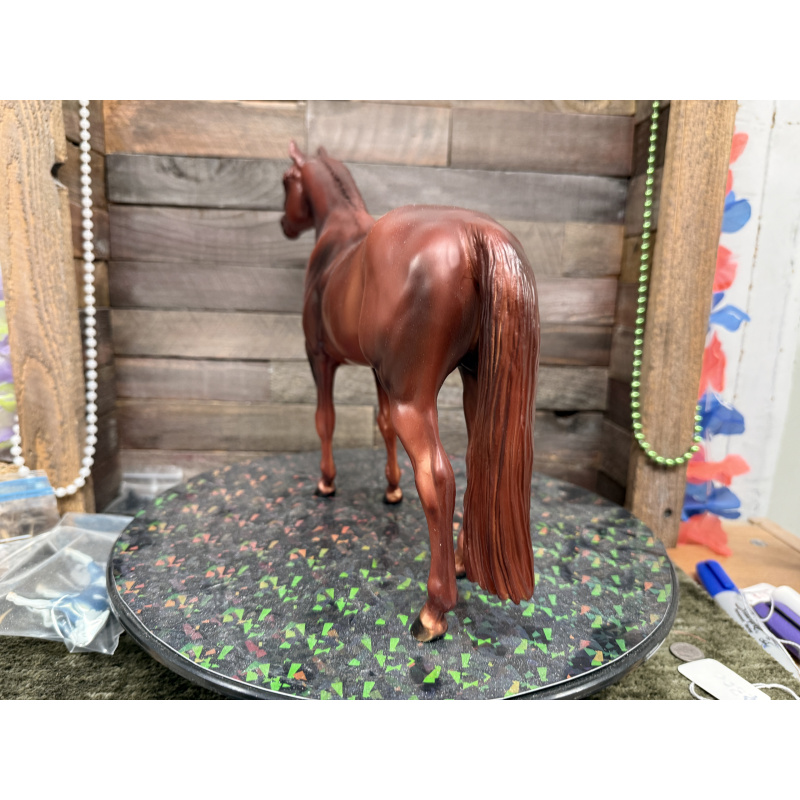Breyer OF Model Horse  Trakehner Chestnut Long Tail