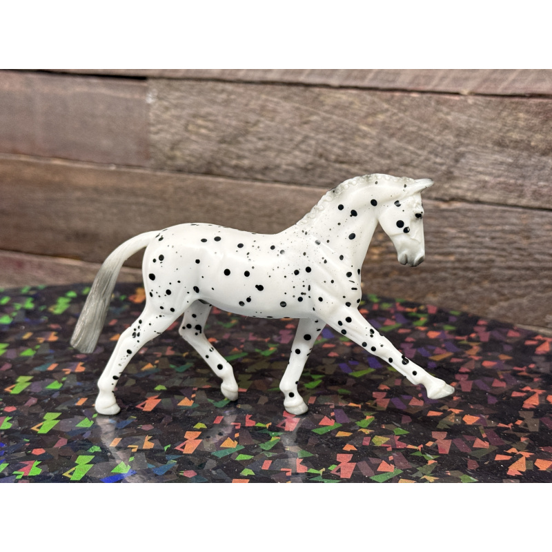 Breyer OF Stablemate Hanoverian Leopard G4Mystery Series 3